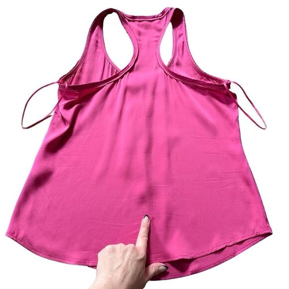 Trina Turk Silk Stretch Pink Racerback Scallop Trim Tank Top 298601 Size Medium - Picture 12 of 14